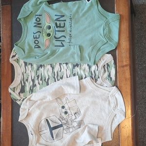 Disney Mandalorian onesie bodysuits set size 18 months